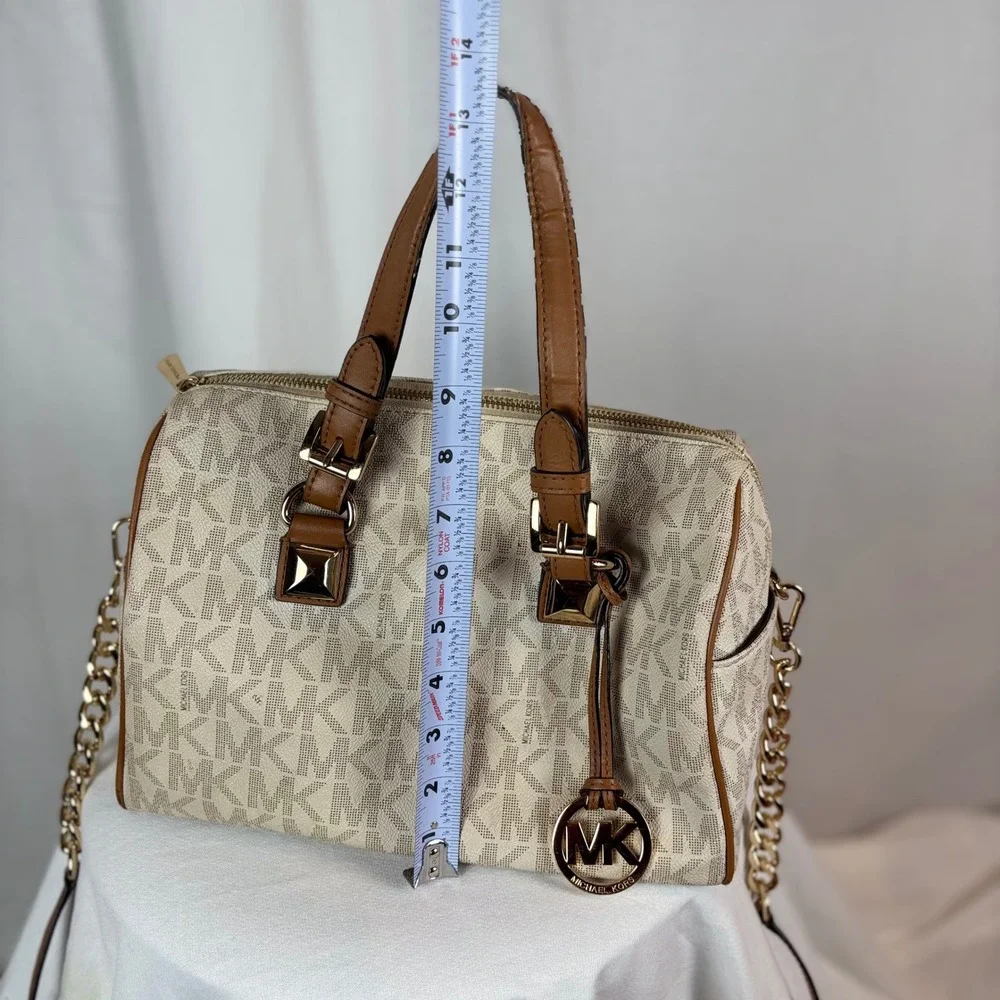 Michael Kors Medium Grayson Signature Satchel Handbag Beige Leather Gold‎ Chain